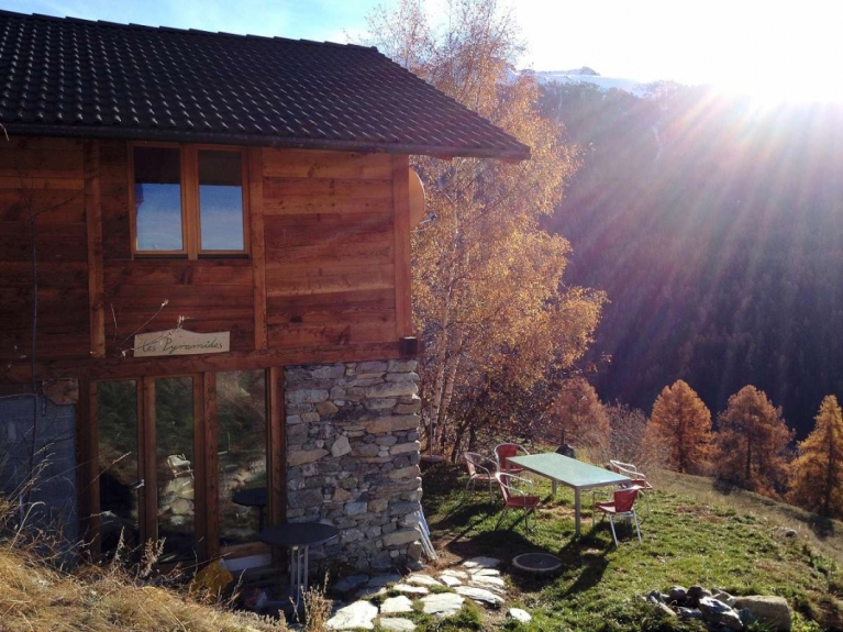 Chalets in Val d´Hèrens in Central Valais