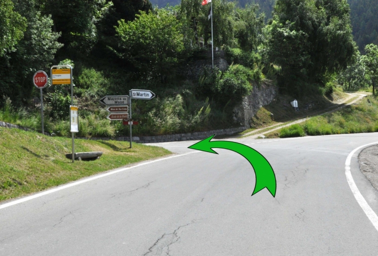 Way to us / Chalets in Val d´Hèrens in Central Valais